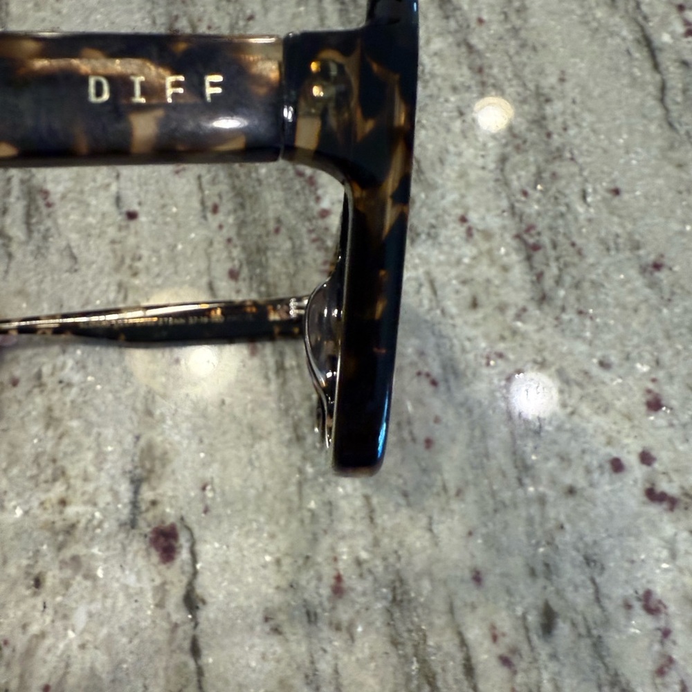 Diff Eyewear Brown Tortoiseshell Sunglasses - image 4